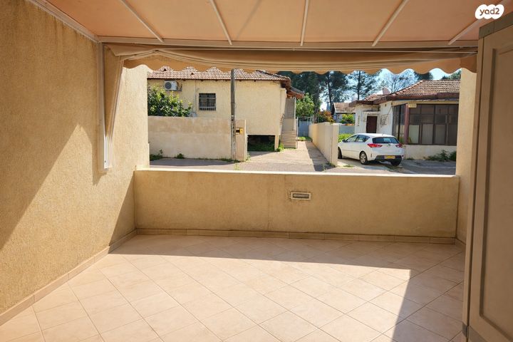 דירה, בורוכוב 11, נווה דוד, רמלה