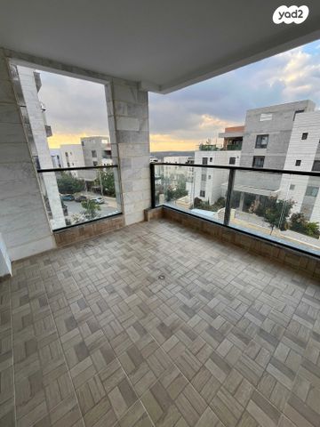 דירה, לוי אשכול 14, מורשת, מודיעין מכבים רעות