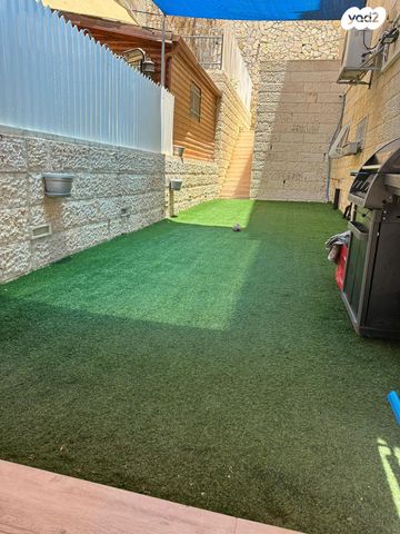 דירה, רפאל דה לה פרגולה 21, גילה, ירושלים