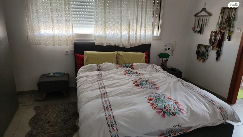 דירה, נחל אלכסנדר 13, צור יצחק, צור יצחק