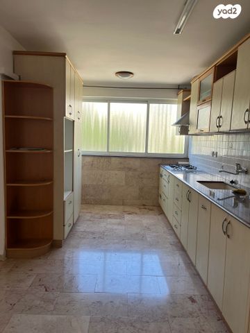 דירה, גדליהו 33, נווה שאנן, חיפה