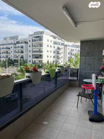 דירה, שדרות ציונה צרפת 34, גדרה מזרח, גדרה