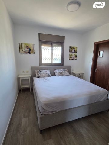 דירה, שדרות האלונים 1, פארק המושבה, באר יעקב