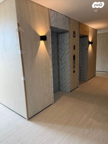 דירה, יצחק שמיר 17, רמת הדר, גבעת שמואל