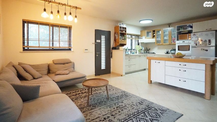 דו משפחתי, הדרור 14, המושבה הגרמנית, גדרה