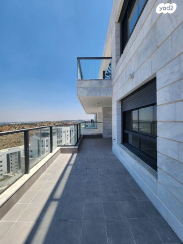 דירה, שמעון פרס 22, מורשת, מודיעין מכבים רעות