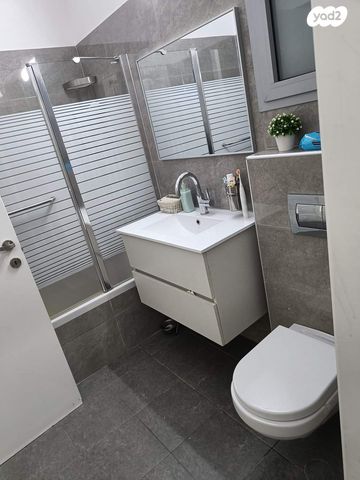 דירה, דרך מנחם בגין 118, בן גוריון ב', שדרות