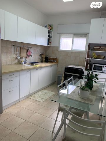 דירה, גרושקביץ' 28, מוצקין הותיקה, קרית מוצקין