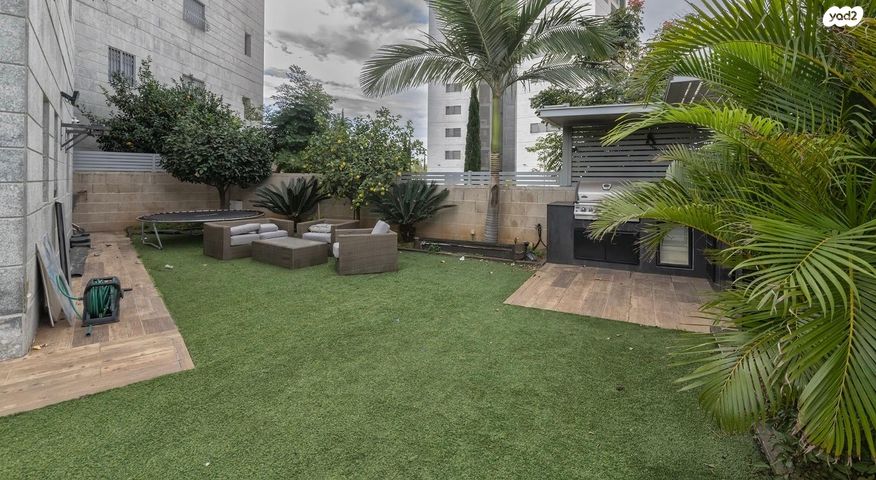 דירת גן, הסיפון 5, נאות רבין, יבנה