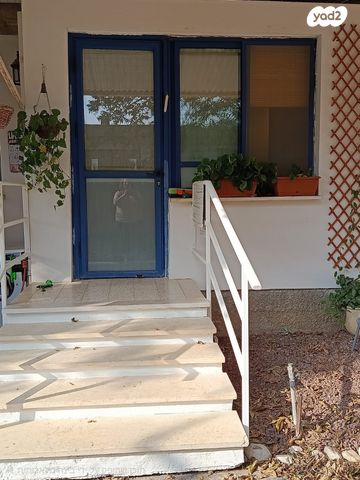 דירת גן, להבות הבשן, להבות הבשן, להבות הבשן