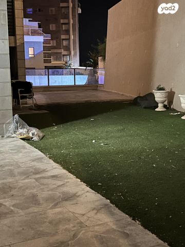 דירת גן, מורן 12, שיכון עובדים, טבריה