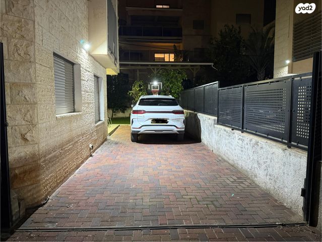 בית פרטי/ קוטג', התאנים 29, מרכז העיר, קרית אתא