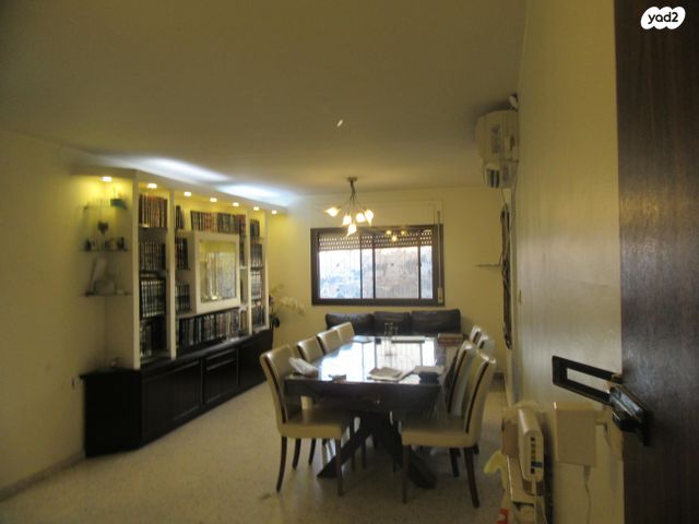 דופלקס, מעגלות הרב פרדס 1, נווה יעקב, ירושלים