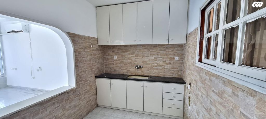 דירה, יהודה הנשיא 12, אחוזת כנרת, טבריה