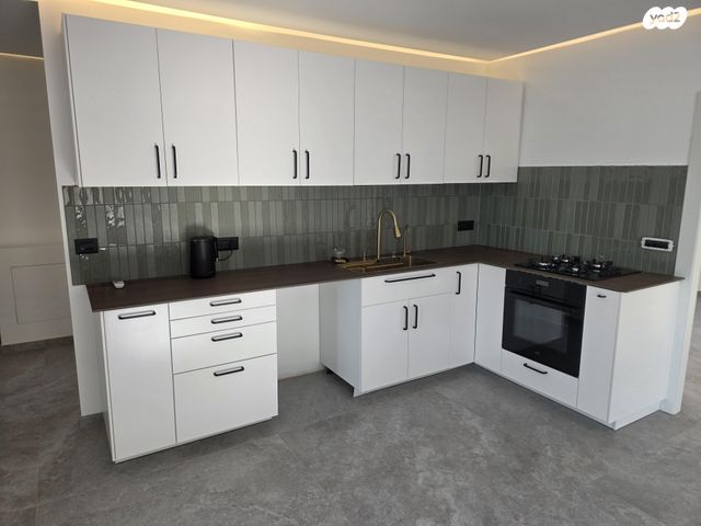 דירה, סוקולוב 55, גולן, רמת השרון