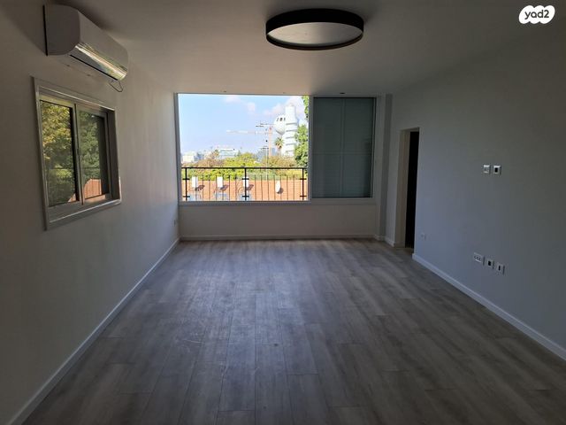 לייב פינסקר 13