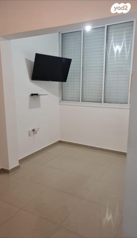 יהושע שטמפפר 28