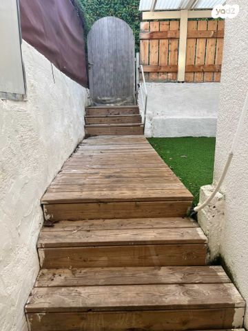 דירה, התיכון 7, בן דור, נשר