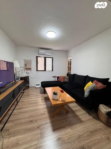 דירת גן, ליאון בלום 52, מרכז, קרית עבודה, חולון