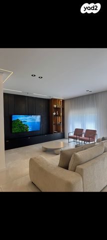 גג/ פנטהאוז, יוסף שהרי 5, יצחק שמיר, נהריה