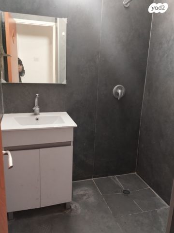 דירה, בן גוריון 1, שאר העיר, חצור הגלילית