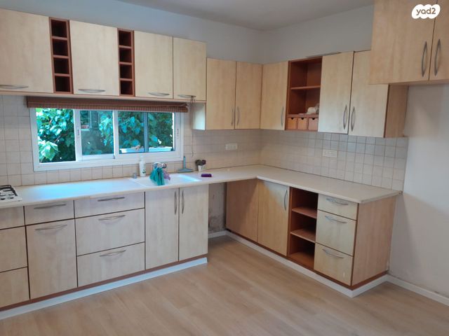 דירה, המעלות 18, מרכז דרום, רעננה