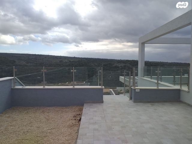 בית פרטי/ קוטג', נופך 1, מנות, מנות