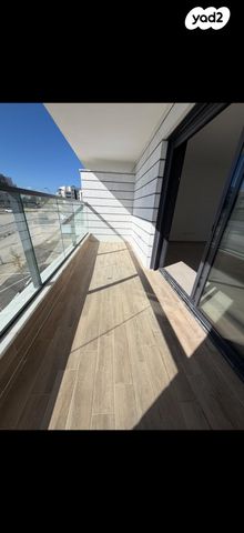 דירת גן, הרב שלום שבזי 199, פסגות אפק, ראש העין