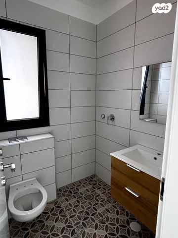 גג/ פנטהאוז, צה"ל 28, רמת ורבר, פתח תקווה