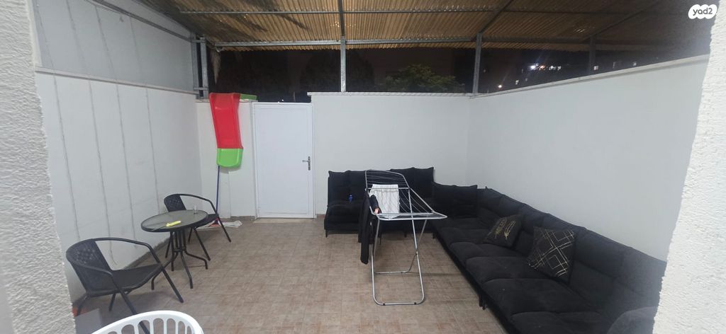 דירה, רגבים 10, גני אביב, לוד