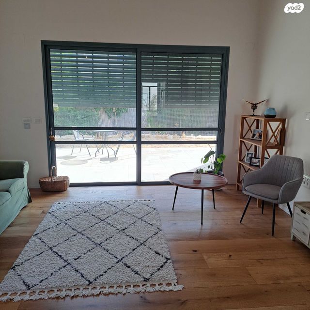 בית פרטי/ קוטג', הפרחים 1, בית השיטה, בית השיטה