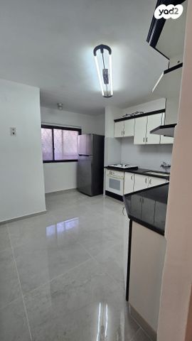 דירה, משה שרת 42, שכונה י"א, באר שבע