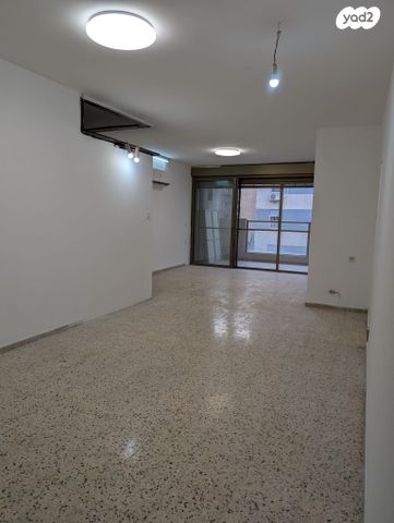 דירה, הציונות 9, בית וקאנטרי, גיורא יוספטל, גבעת שמואל