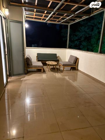 סטודיו/ לופט, נתן קומוי 7, זיו, חיפה