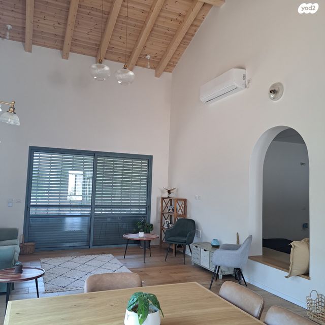 בית פרטי/ קוטג', הפרחים 1, בית השיטה, בית השיטה