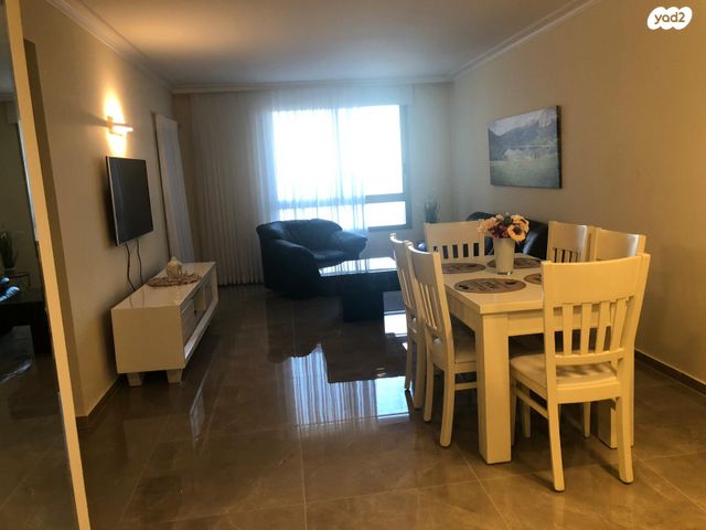 דירה, דוד אלעזר 10, חוף הכרמל, חיפה