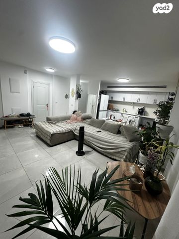 דירה, אוסישקין 4, מרכז העיר דרום, נתניה