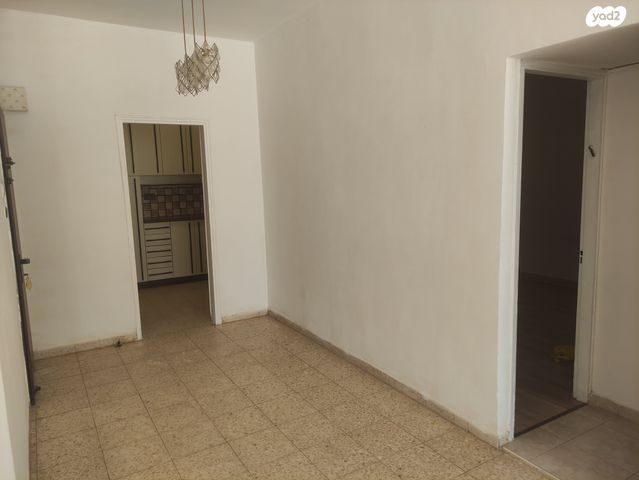 דירה, תרנ"א 28, מרכז העיר, חדרה