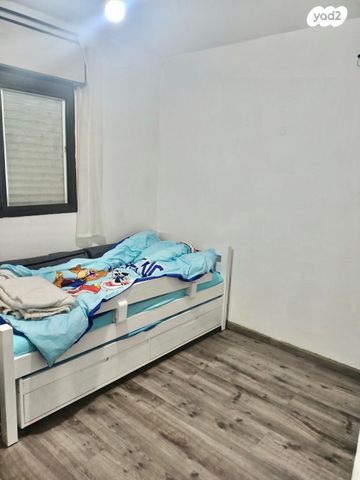 בית פרטי/ קוטג', רחבת עובדה 4, צה"ל, קרית גת