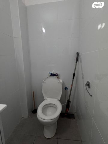 דירה, שדרות רוטשילד 11, מרכז העיר, חדרה