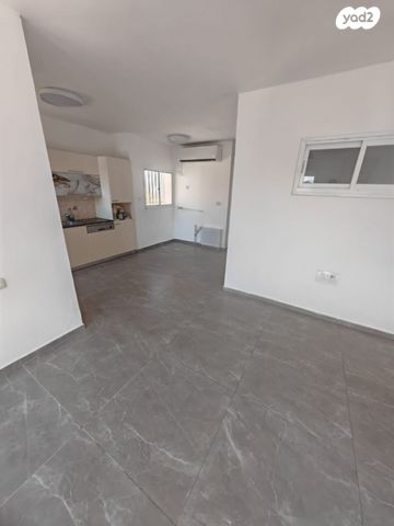 דירה, דרך צמח השדה 6, צמח השדה, מעלה אדומים