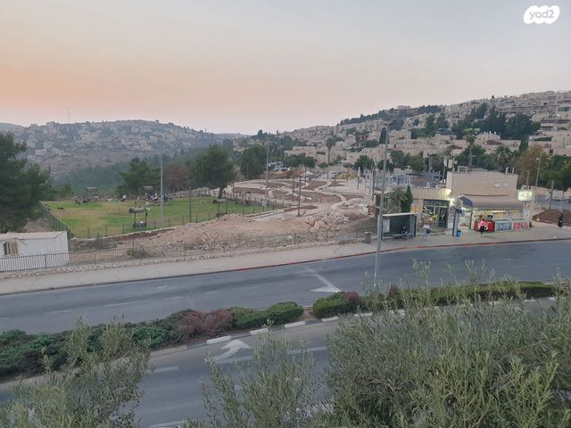 דירה, נלסון גליק 19, רמות, ירושלים