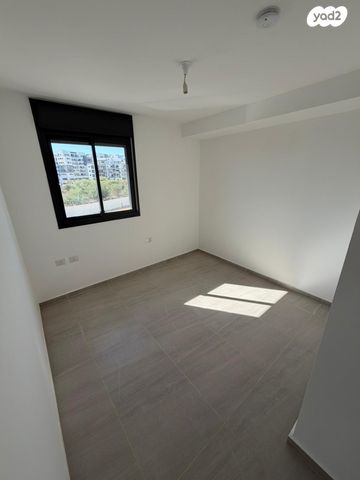 דירת גן, הרב שלום שבזי 199, פסגות אפק, ראש העין