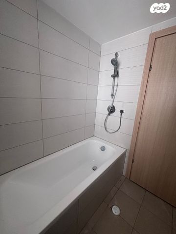 דירה, דניאל 3, ניצנה, בת ים