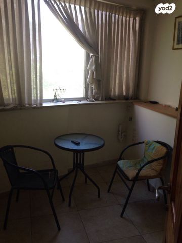 דירה, ינאי 6, מרכז העיר, ירושלים