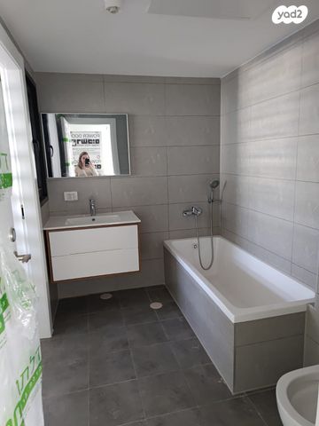 דירה, שמואל סלנט 57, המרכז השקט / מרכז העיר, פתח תקווה