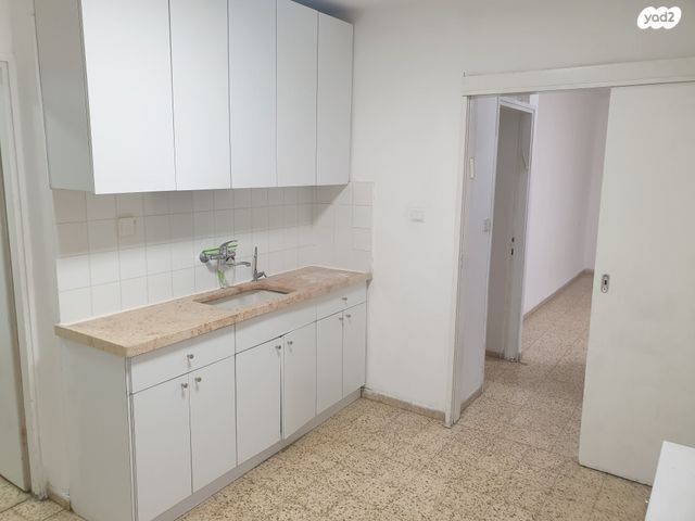 דירה, נלסון גליק 19, רמות, ירושלים