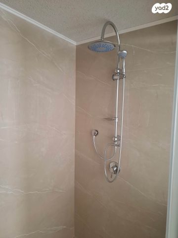 יחידת דיור, נחל ברקן 32, נחלים, עתלית