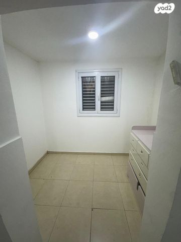 יחידת דיור, השופטים 8, נאות יהודית ונווה ארזים, חולון