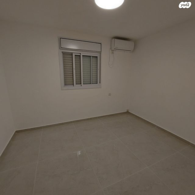 דירה, משה שרת 42, שכונה י"א, באר שבע